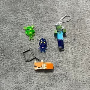 Video game trinkets bundle